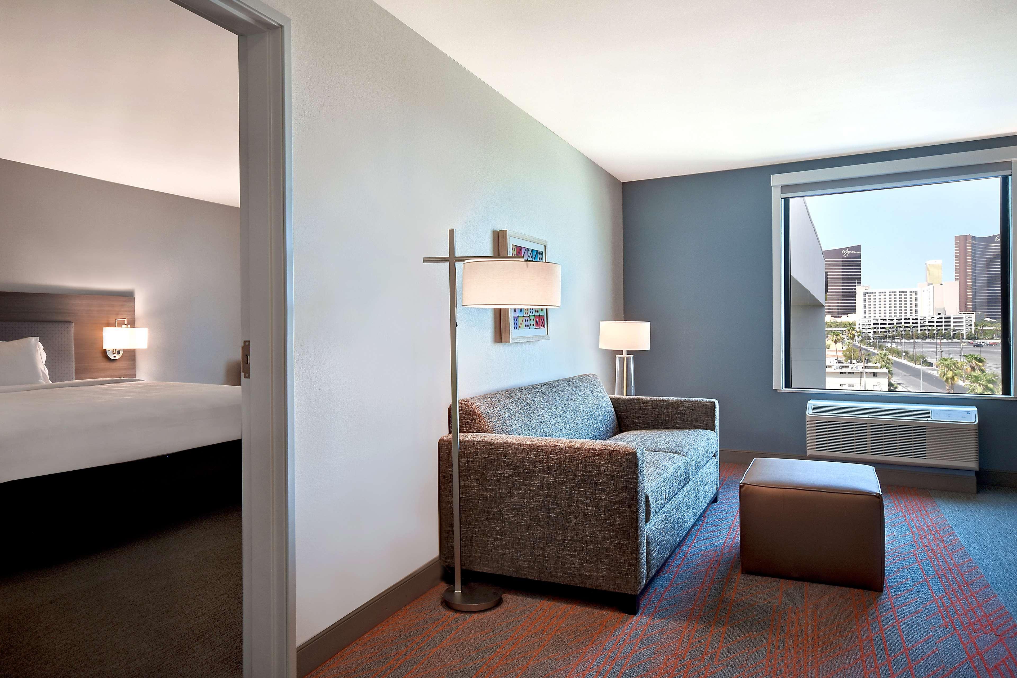 Home2 Suites By Hilton Las Vegas Convention Center - No Resort Fee Buitenkant foto