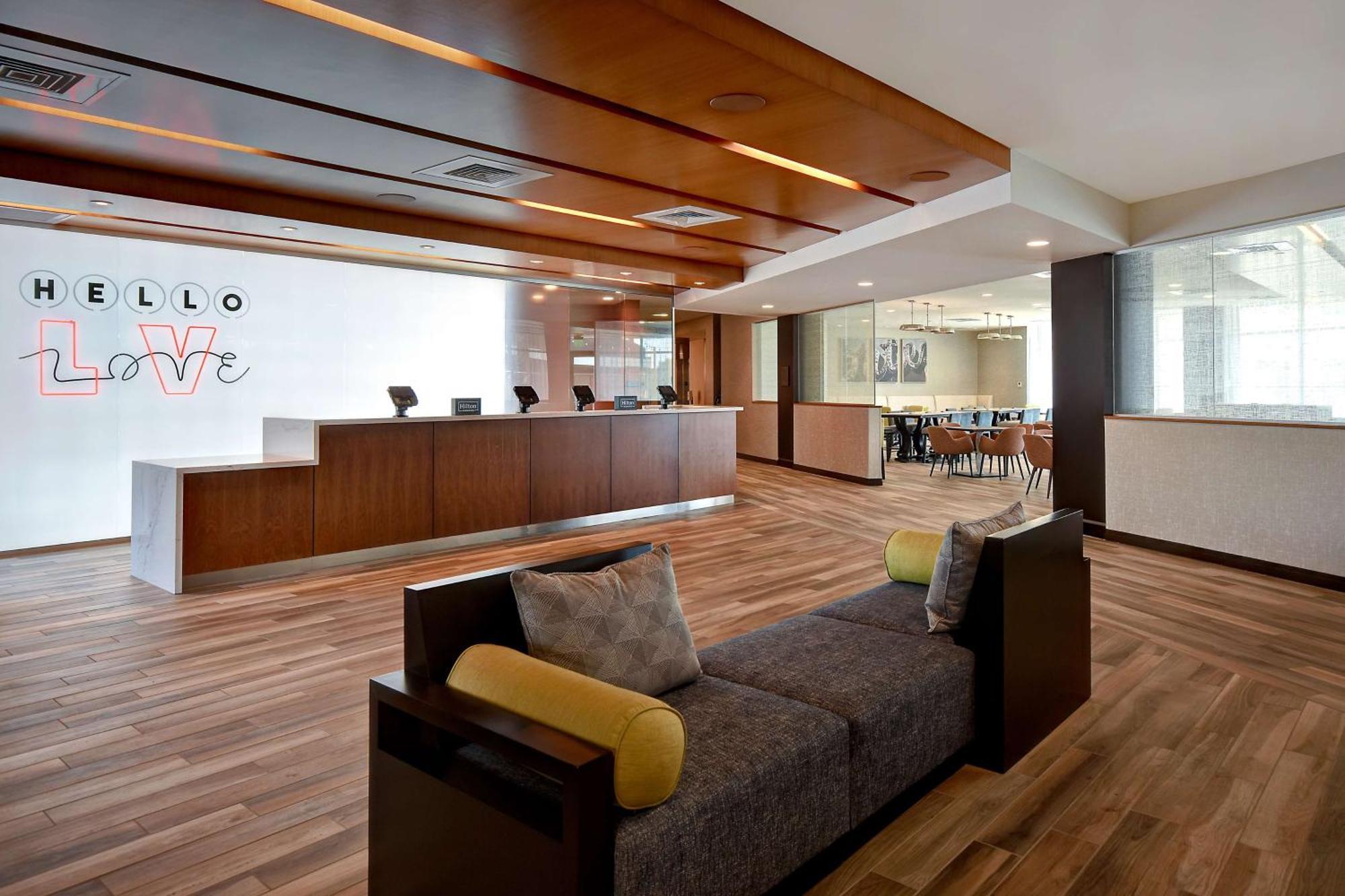 Home2 Suites By Hilton Las Vegas Convention Center - No Resort Fee Buitenkant foto
